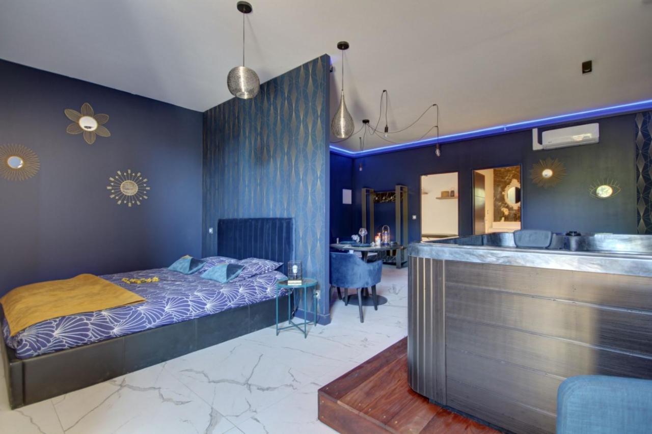 Suite Blue Jacuzzi Le Breuil  Ngoại thất bức ảnh